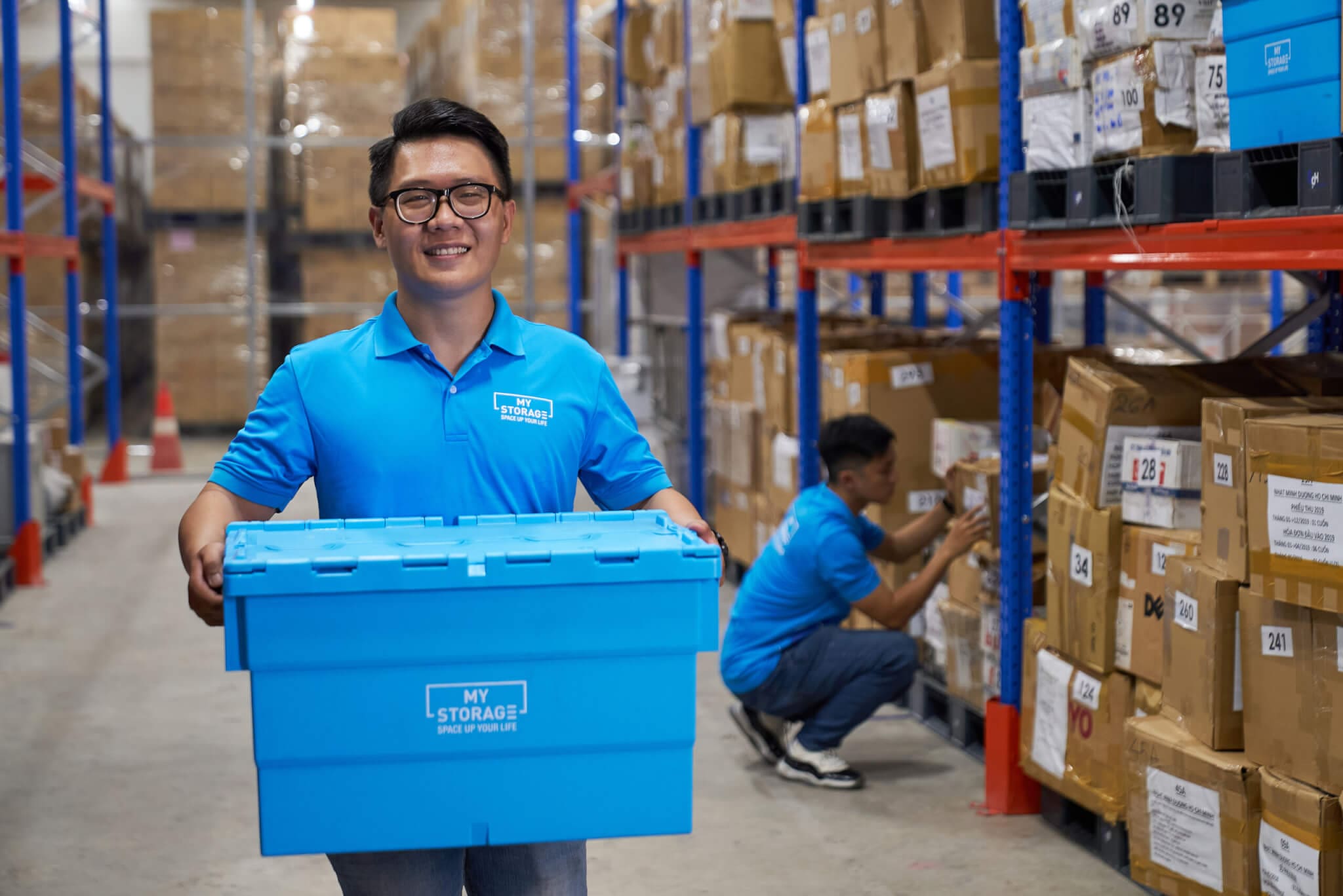 Cho Thuê Kho TP HCM: Cẩm Nang Chuyên Sâu Về Các Vị Trí Tốt Nhất (2025) cho thuê kho để đồ tp hcm Warehouse for Rent in Ho Chi Minh City